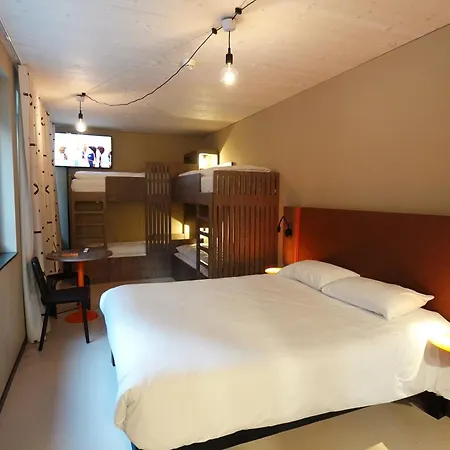 Hotell Hota 3*