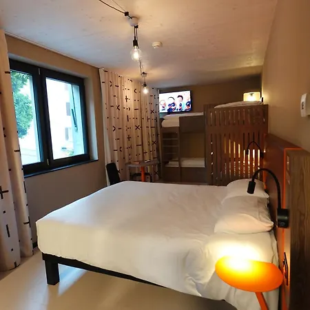 Hotell Hota 3*